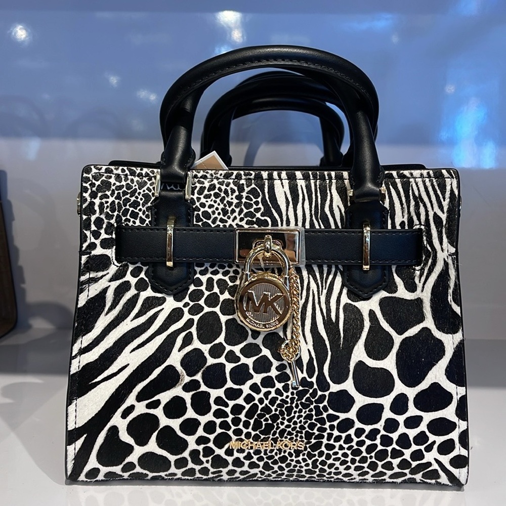 Michael Kors
Hamilton Small Satchel Leather
Color: Black Multi 
NWT - Picture 3 of 16